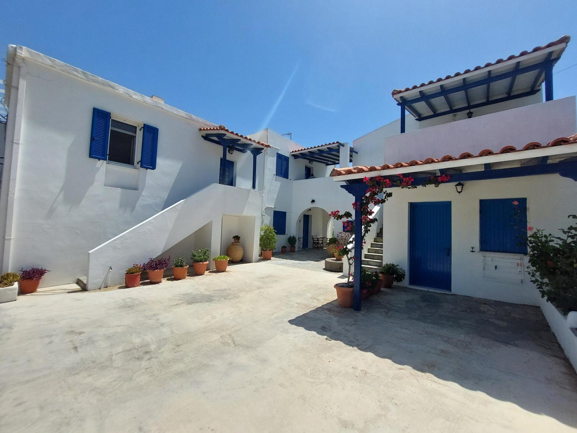 ειρηνη * Kythira Town